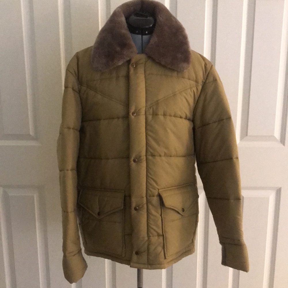 Vintage Golden Fleece Tan Trucker Barn Jacket with Brown Faux Fur Collar M to L